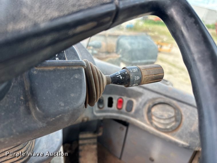 image for item DO7104 2012 Komatsu  WA320PZ-6 wheel loader