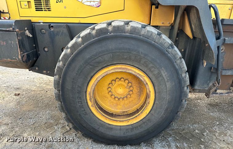 image for item DO7104 2012 Komatsu  WA320PZ-6 wheel loader