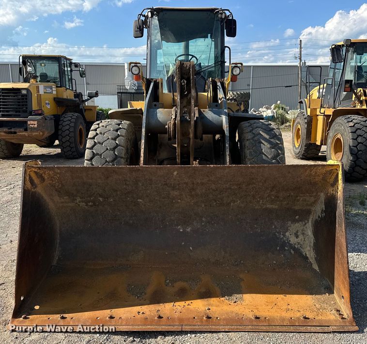 image for item DO7106 2009 John Deere  524K wheel loader