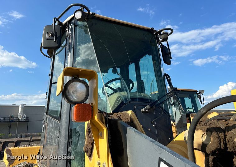 image for item DO7106 2009 John Deere  524K wheel loader