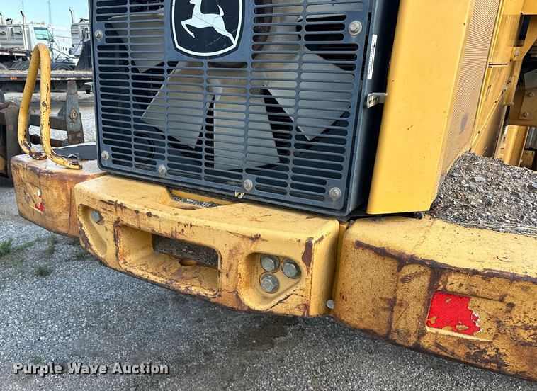image for item DO7106 2009 John Deere  524K wheel loader