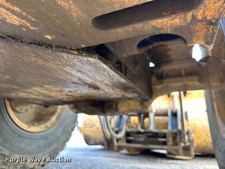 image for item DO7106 2009 John Deere  524K wheel loader