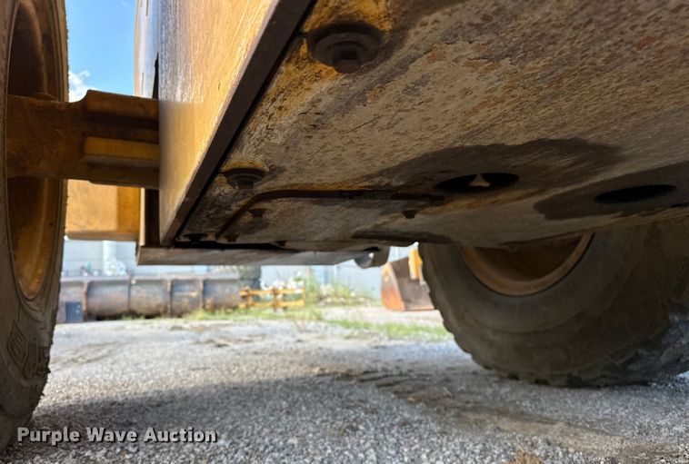 image for item DO7106 2009 John Deere  524K wheel loader