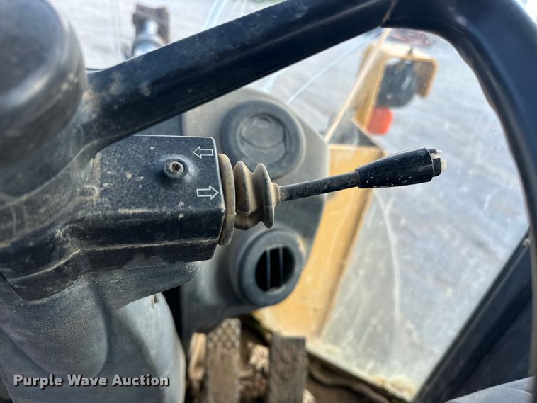 image for item DO7106 2009 John Deere  524K wheel loader