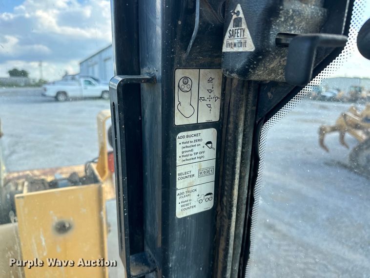 image for item DO7106 2009 John Deere  524K wheel loader