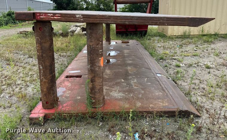 image for item DO7112 Trench box