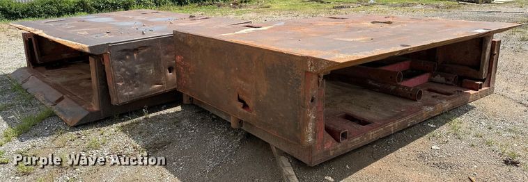 image for item DO7114 (2) trench boxes 