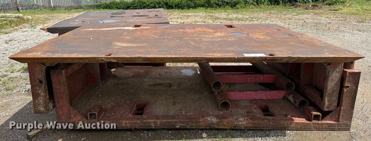 image for item DO7114 (2) trench boxes 