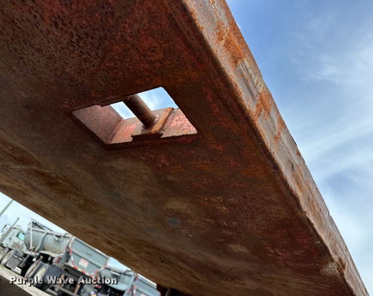 image for item DO7114 (2) trench boxes 