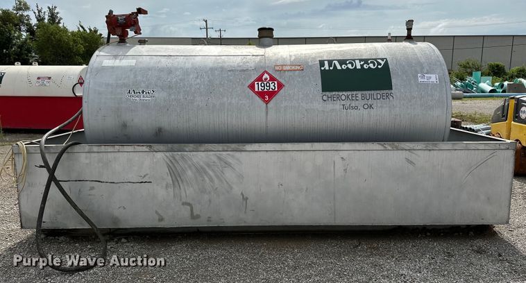 image for item DO7117 Hall Tank Company diesel fuel tank