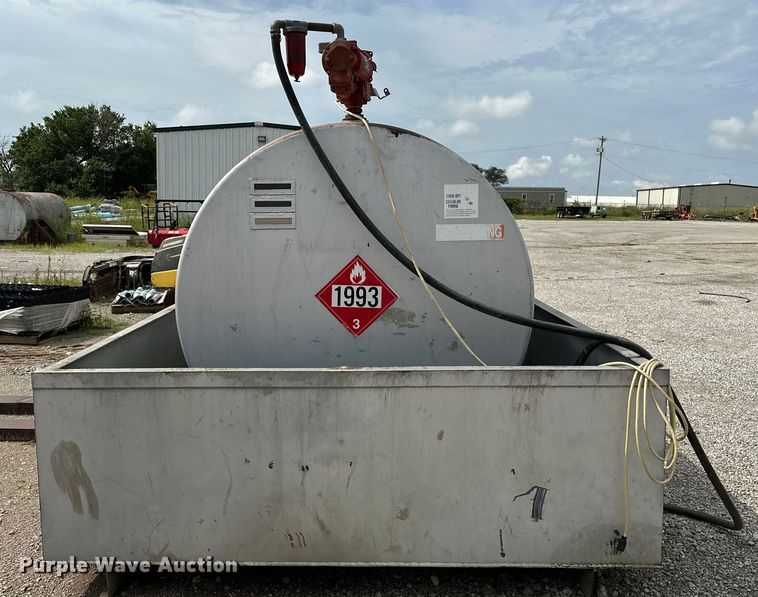 image for item DO7117 Hall Tank Company diesel fuel tank