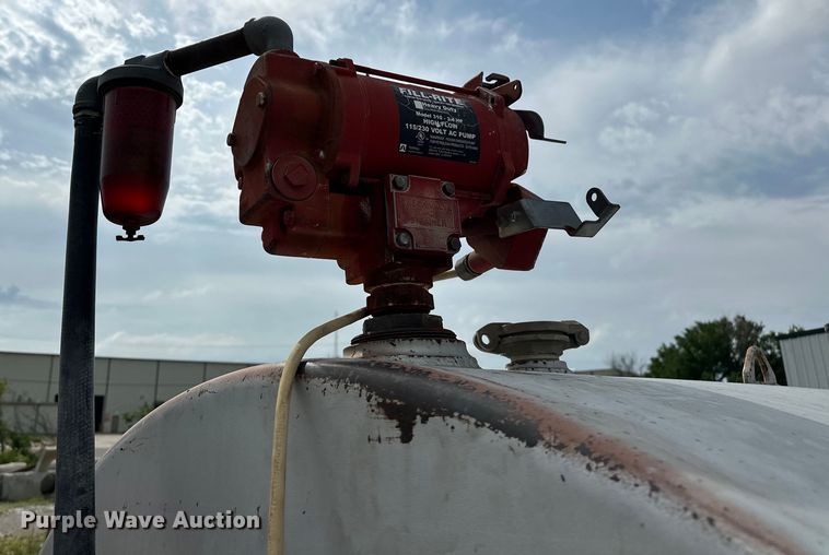 image for item DO7117 Hall Tank Company diesel fuel tank