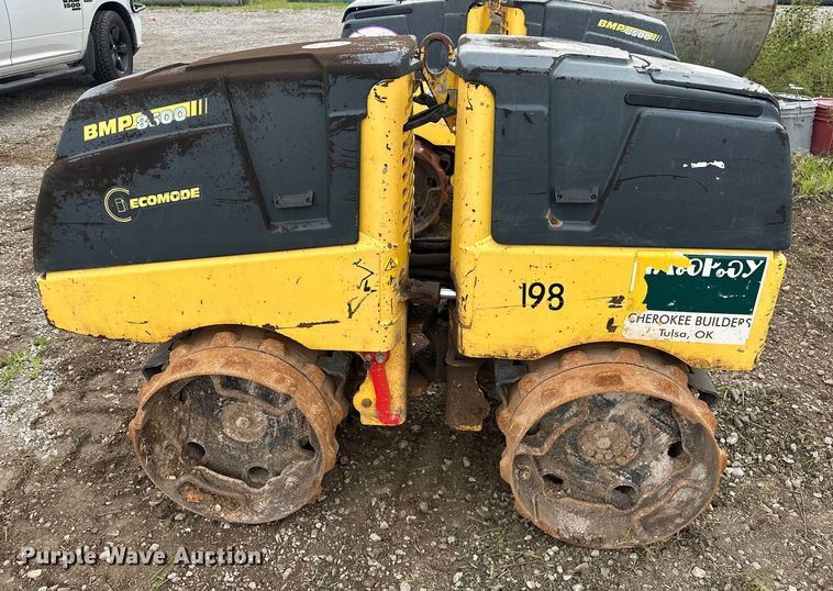 image for item DO7119 Bomag BMP 8500 trench compactor