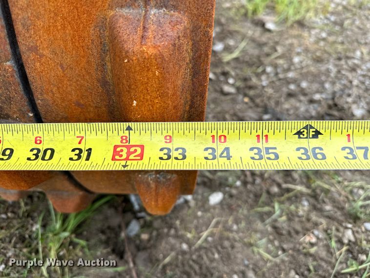 image for item DO7120 2019 Bomag BMP 8500 trench compactor