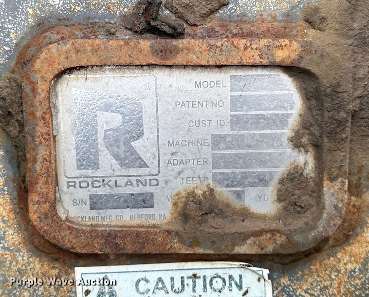 image for item DO7121 (2) excavator buckets