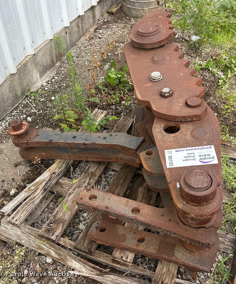 image for item DO7123 Excavator thumb