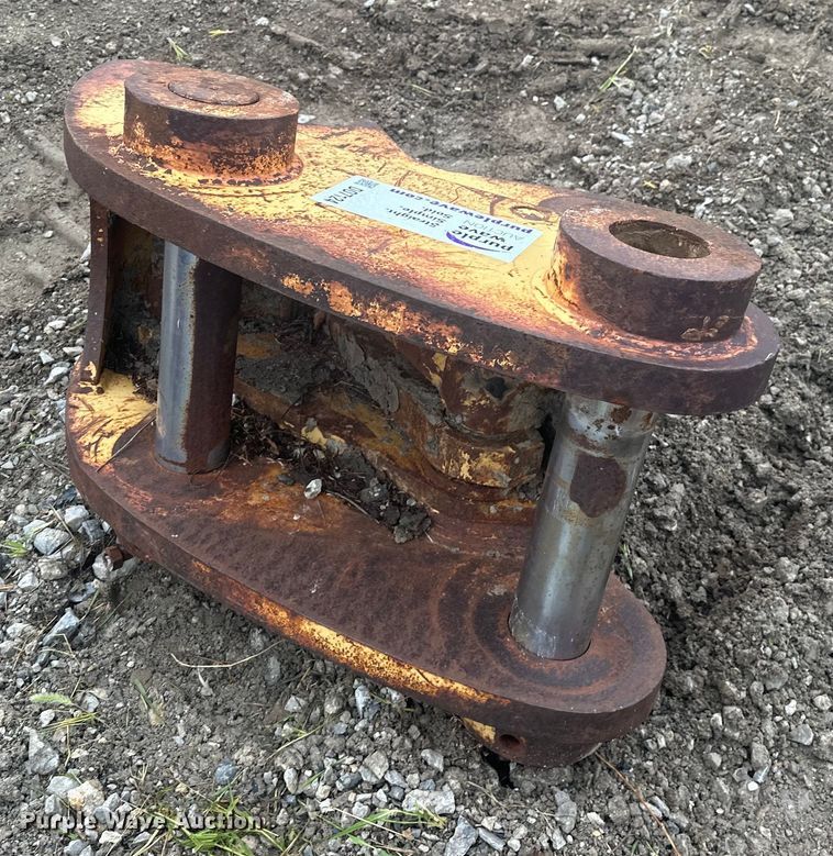 image for item DO7124 Excavator quick coupler