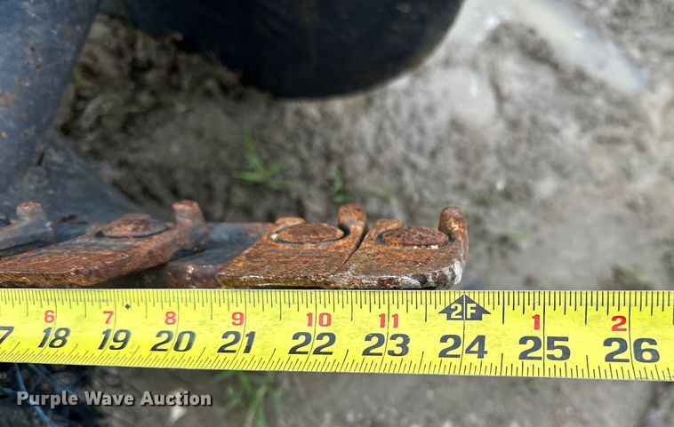 image for item DO7125 2017 Bobcat  15C  skid steer auger