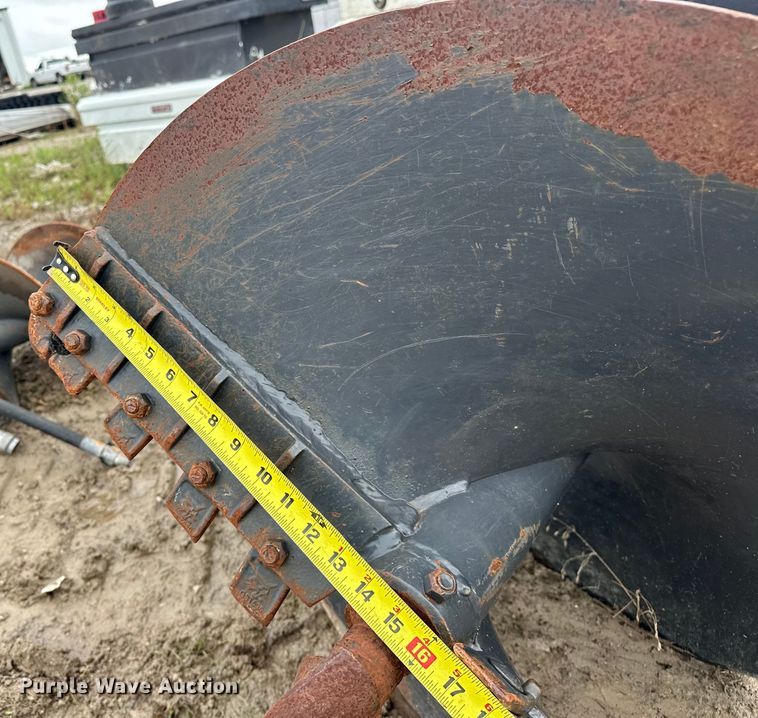 image for item DO7125 2017 Bobcat  15C  skid steer auger