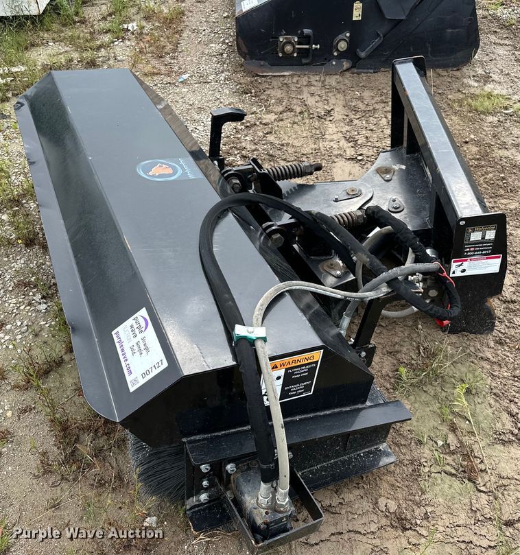 image for item DO7127 2023 Wolverine  PAB-11-72W skid steer sweeper