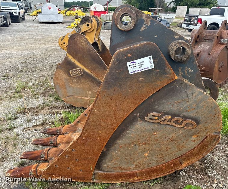 image for item DO7128 Esco  excavator bucket