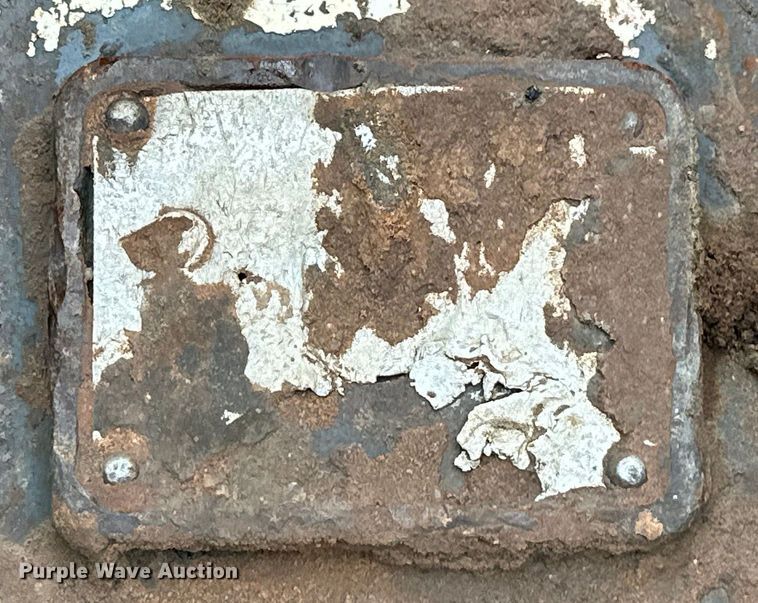 image for item DO7128 Esco  excavator bucket