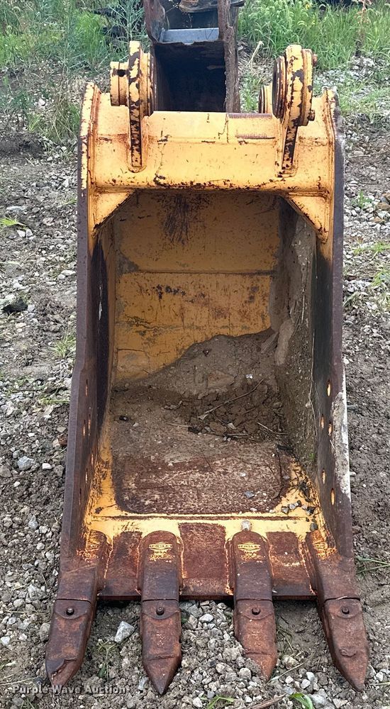 image for item DO7130 Deere Company  JD135 excavator bucket