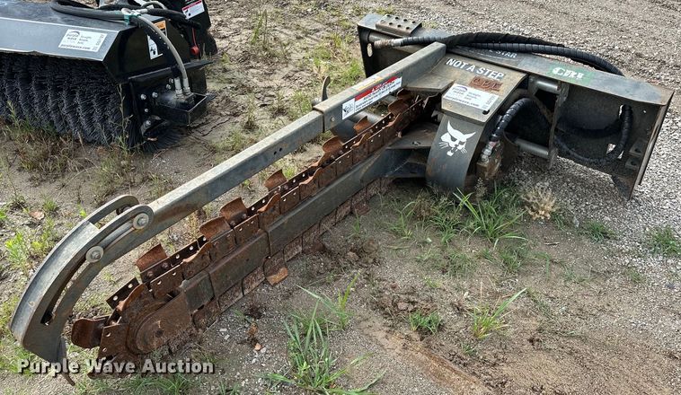 image for item DO7131 2017 Bobcat LT313 skid steer trencher