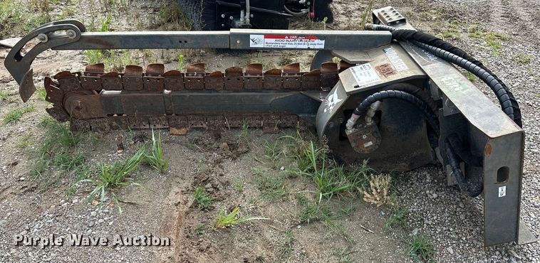 image for item DO7131 2017 Bobcat LT313 skid steer trencher