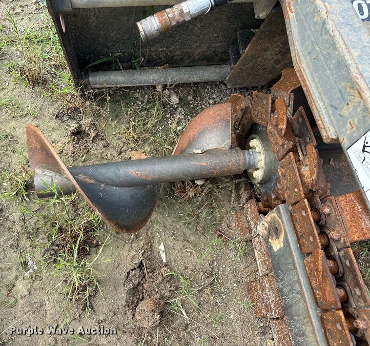 image for item DO7131 2017 Bobcat LT313 skid steer trencher