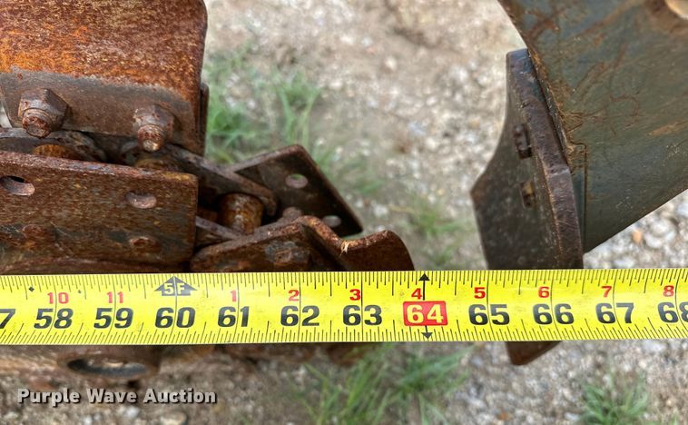 image for item DO7131 2017 Bobcat LT313 skid steer trencher