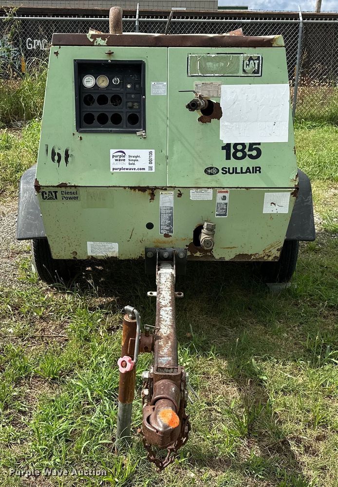 image for item DO7135 Sullair  185 air compressor