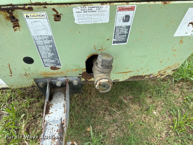 image for item DO7135 Sullair  185 air compressor