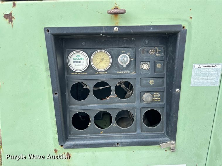 image for item DO7135 Sullair  185 air compressor