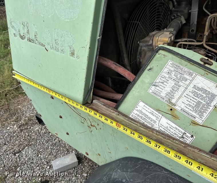 image for item DO7135 Sullair  185 air compressor