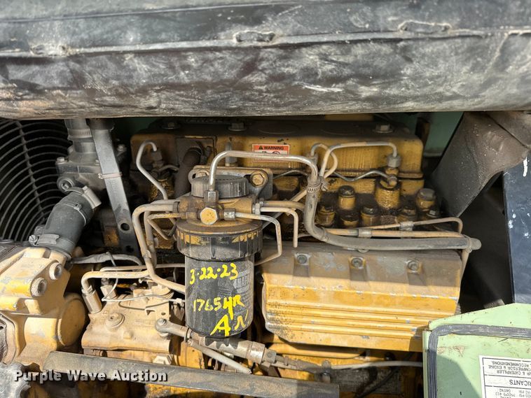 image for item DO7135 Sullair  185 air compressor