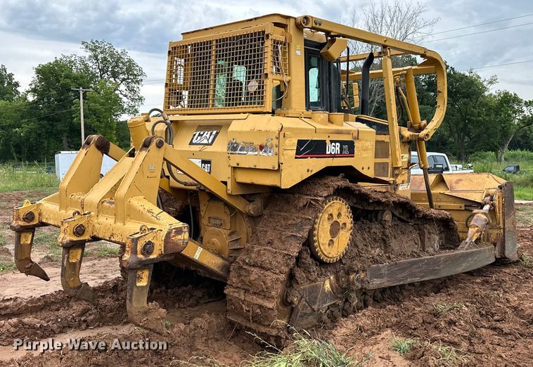 image for item DO7136 2006 Caterpillar  D6R XL dozer