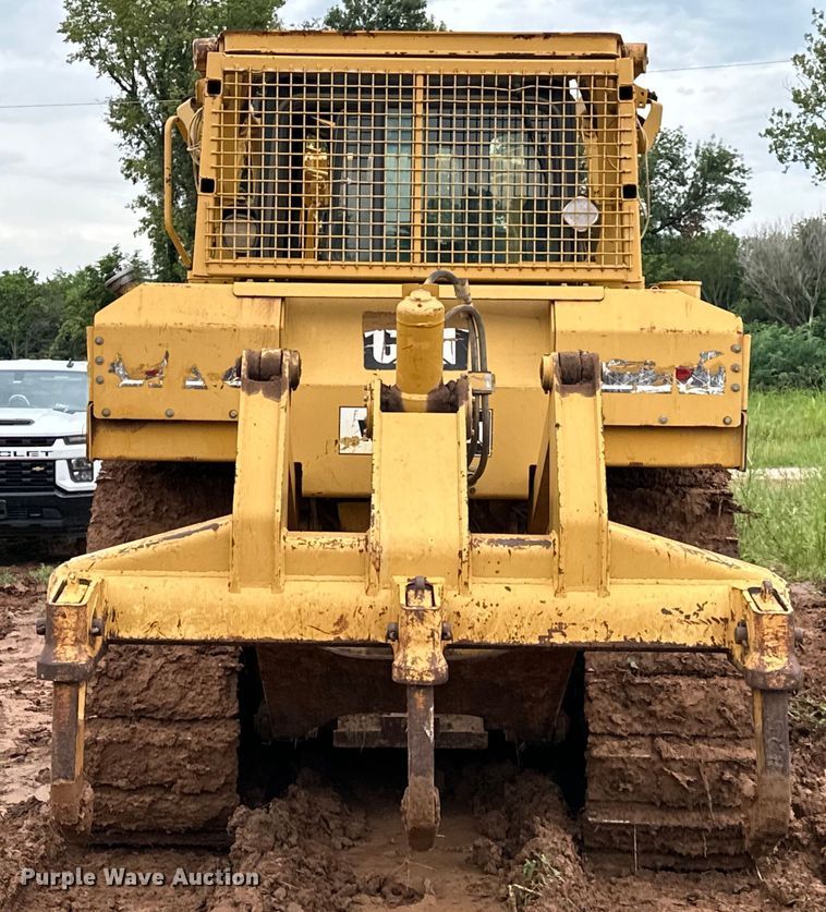 image for item DO7136 2006 Caterpillar  D6R XL dozer
