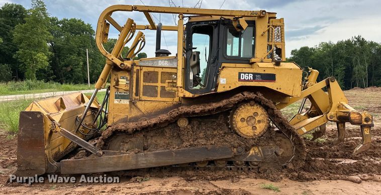 image for item DO7136 2006 Caterpillar  D6R XL dozer