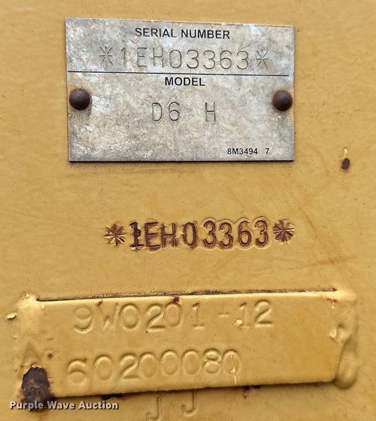 image for item DO7136 2006 Caterpillar  D6R XL dozer