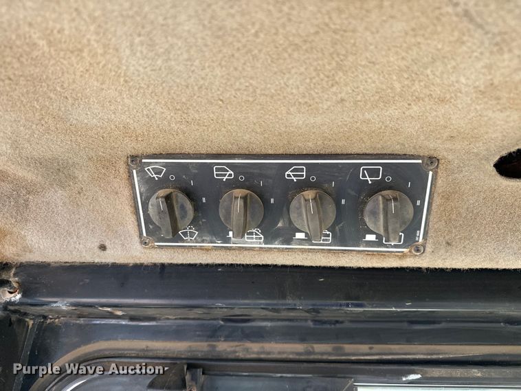 image for item DO7136 2006 Caterpillar  D6R XL dozer