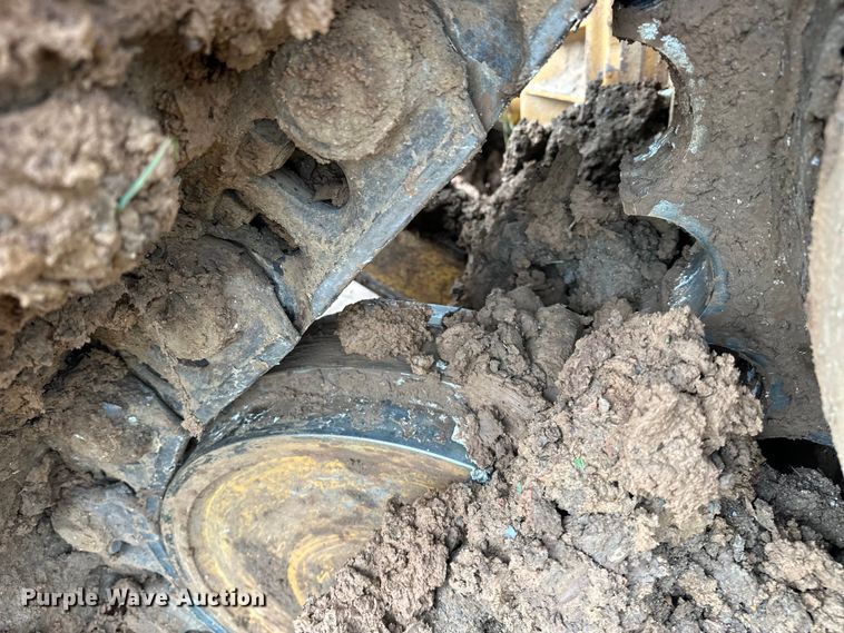 image for item DO7136 2006 Caterpillar  D6R XL dozer