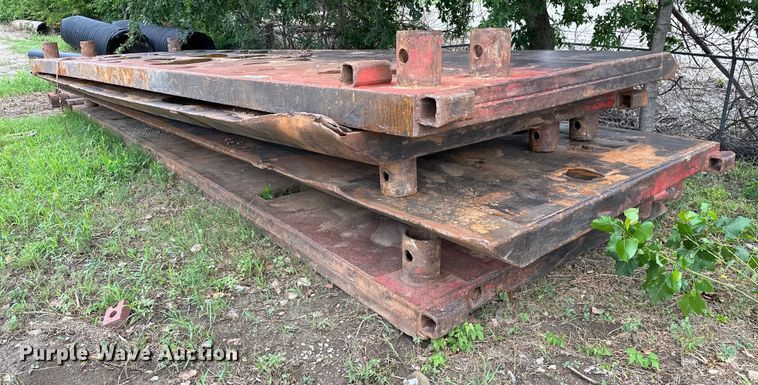 image for item DO7140 (2) trench boxes