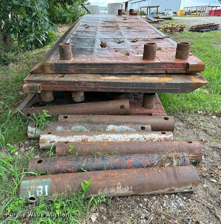 image for item DO7140 (2) trench boxes