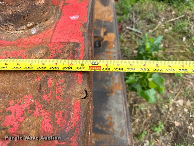 image for item DO7140 (2) trench boxes