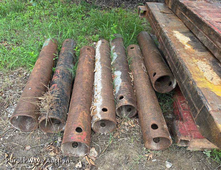 image for item DO7140 (2) trench boxes