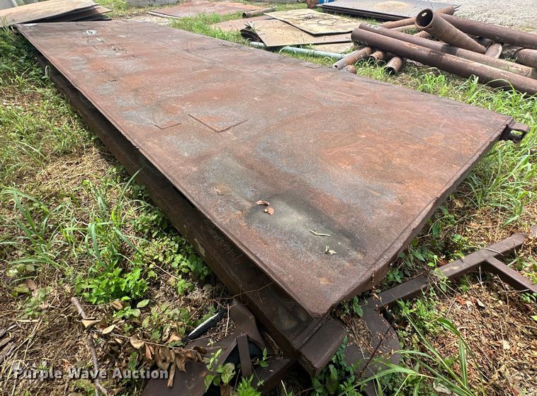 image for item DO7141 Trench box