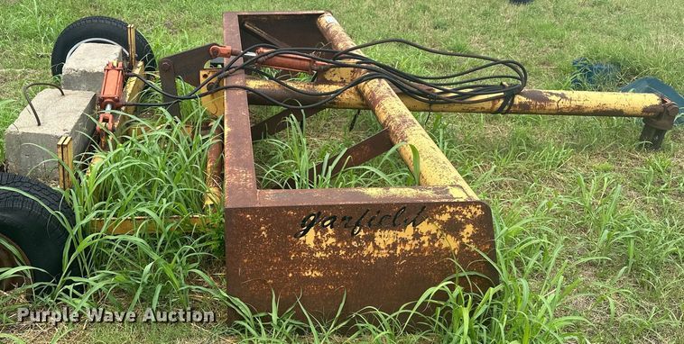 image for item DO7144 Garfield  box blade