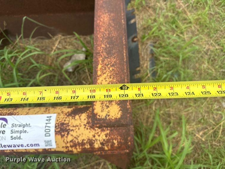 image for item DO7144 Garfield  box blade