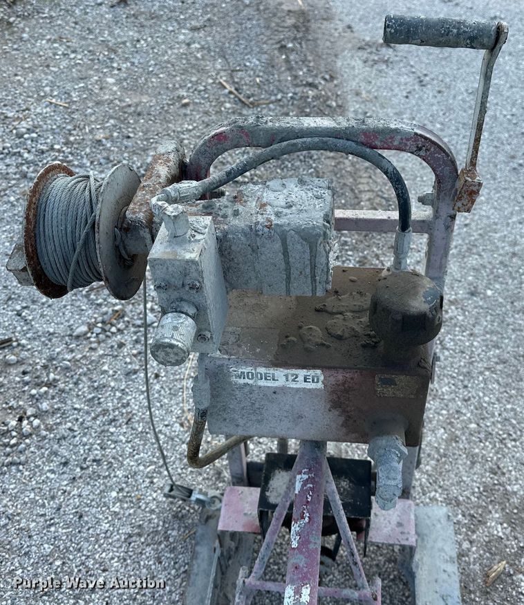 image for item DO7146 Razorback  12 ED truss screed